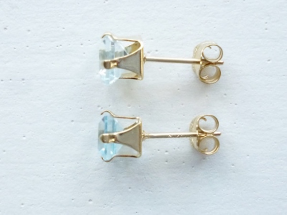 Square Blue Topaz ピアス 3枚目の画像