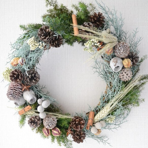 ウォッシュホワイトのリース アイアンホワイトフラワーリース 再販 | Atelier KazaHana