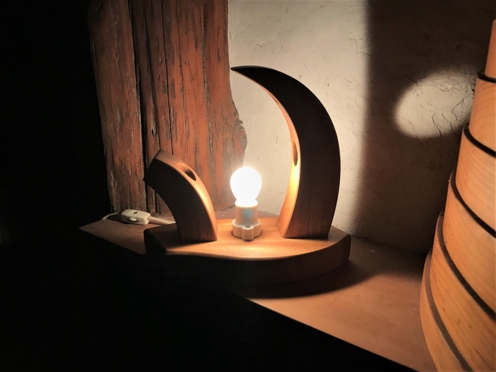 二人のランプ　№１　楠木（クス）