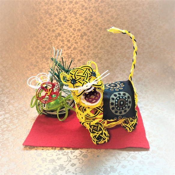 Mizuhiki art  Japanese-Zodiac  Tiger   水引細工 大牙 2枚目の画像
