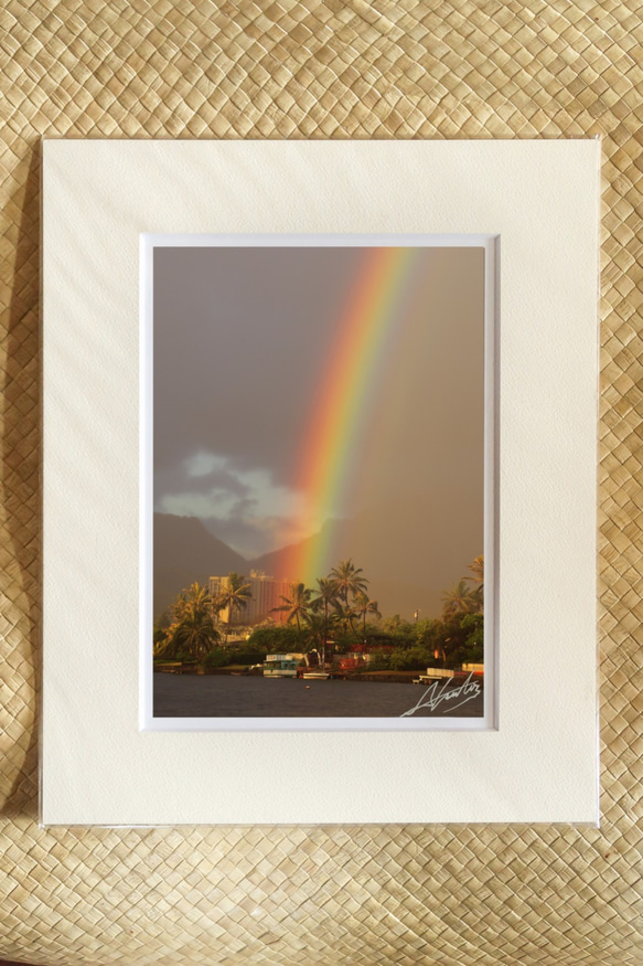 「カイルアの虹」雨が降れば虹が出るその通りな美しさだったカイルアの虹 １１×１４マットフレーム作品 ハワイの風景写真 1枚目の画像