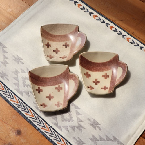 マグカップ小皿 クロス柄 ほっこりかわいい益子焼 小皿 陶房くめ 通販 