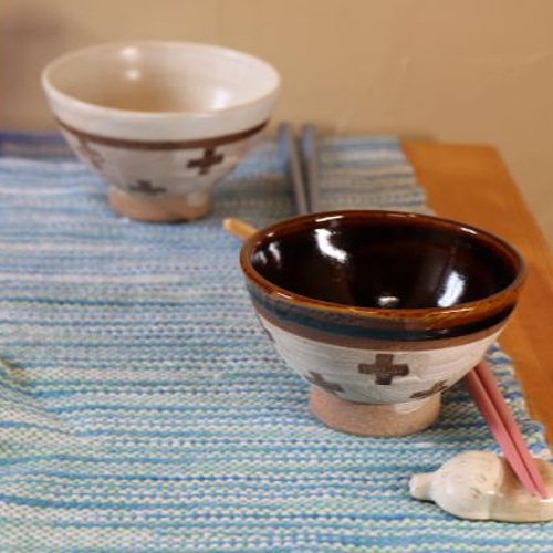 ごはん茶碗 クロス柄 飴&白釉ペア ほっこりかわいい益子焼 茶碗・めし