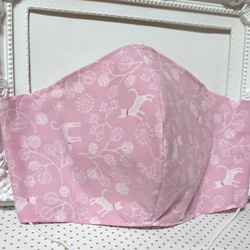 【大きめサイズ】立体マスク マスクカバー ポケット付き 猫柄（ピンク） 1枚目の画像