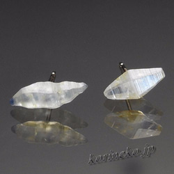 ノンダメージの美結晶。バイカラーサファイア結晶のシンプルピアス　２ 8枚目の画像