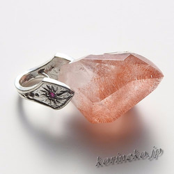 カザフスタン産ストロベリークォーツのシンプルペンダントトップ 9枚目の画像