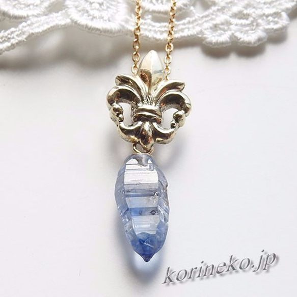透明度抜群のブルーサファイア結晶ペンダントトップ　1 1枚目の画像
