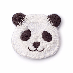 【1枚】可愛い動物たち〜パンダちゃんのワッペン 刺繍 アップリケ 2枚目の画像