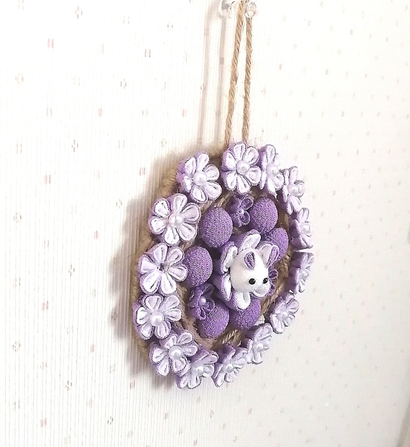 ♡花うさぎ♡　つまみ細工　壁飾り　紫色　 3枚目の画像