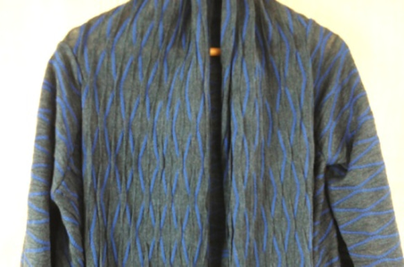 大人な変わり織り羽織りカーディガン　ネイビー 4枚目の画像