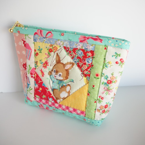 激レアねこパネル生地　ハンドメイド　ミニバック　ポーチ 激レアねこパネル生地 ハンドメイド - メルカリ