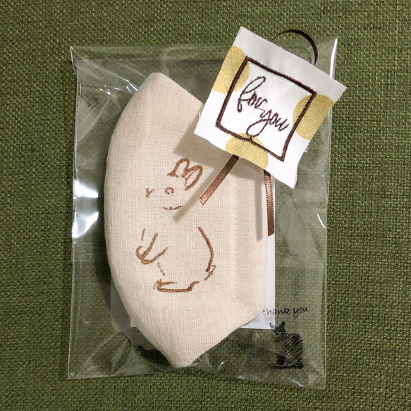 ウサギの刺繍入り夏マスク　リネンコットン×ガーゼ 3枚目の画像