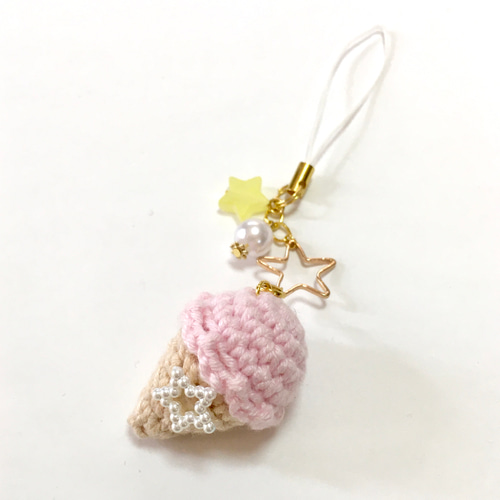 ❣️オプションでお買い得2個¥600❣️星で可愛く⭐️あみぐるみアイス