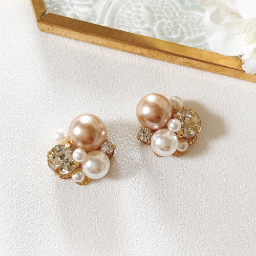 入学式 卒業式に。ベージュパールとクリアビジューのピアス/イヤリング