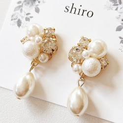 パールが揺れる、結婚式やお呼ばれにぴったりな上品ビジューピアス/イヤリング　フォーマル 5枚目の画像