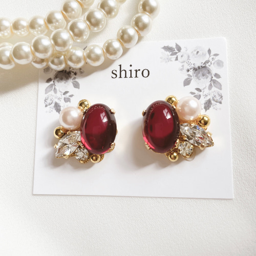 ルビー チェコガラスとクリスタルのビジューピアス/イヤリング