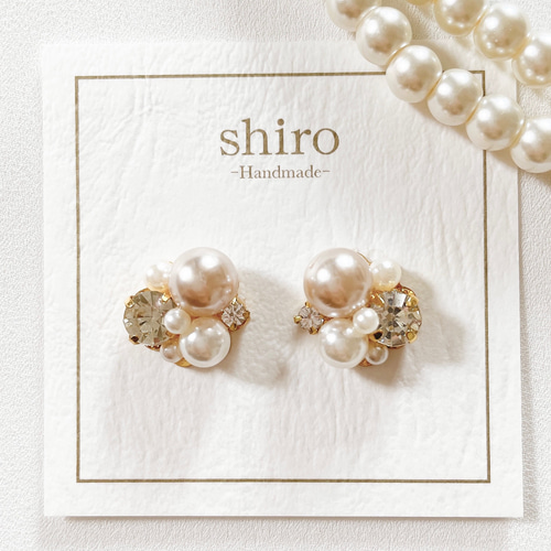グレージュパールのシンプルなビジューピアス/イヤリング ピアス 