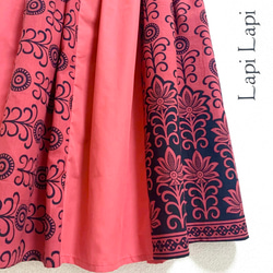 インド綿バティック柄スカート レッド 2枚目の画像