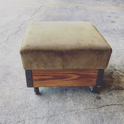 corduroy wood stool/コーディュロイ スツール 2枚目の画像