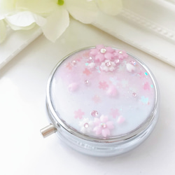 桜吹雪のピルケース レジン 桜 ピルケース さくら 桜
