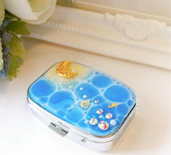 海の底の宝物 レジン ピルケース その他ケース しっぽ工房 通販