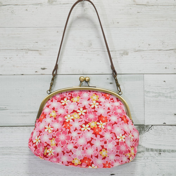 和柄でかわいい！ちりめんがま口バッグ ちょっとしたお出かけに♪ 舞桜