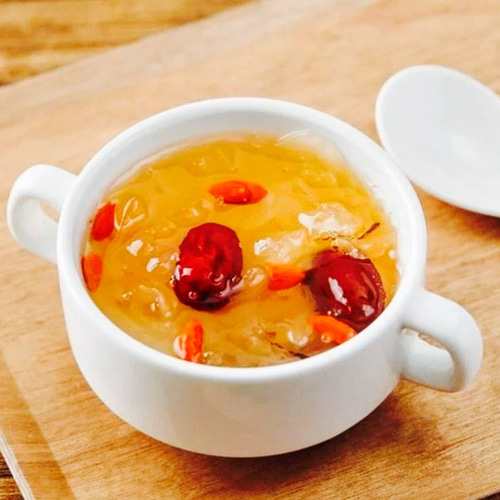 話題沸騰中【白キクラゲ薬膳ドリンク】美肌効果のある＜白木耳>と薬