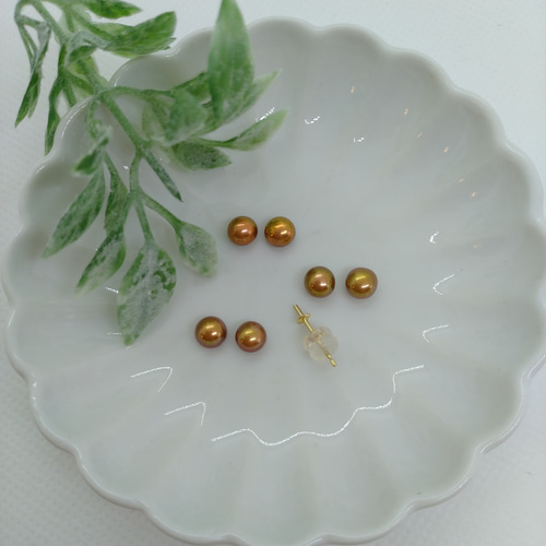 淡水パール ゴールドブラウン ボタン 片穴ルース 5-5.5mm 1ペア(2個