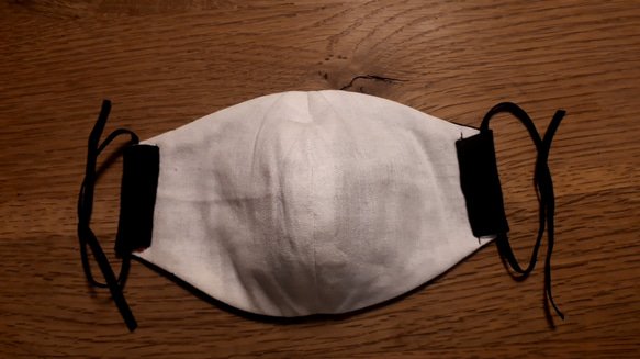 ウォッシャブル黒リネンとダブルガーゼの立体マスク(大) 3枚目の画像
