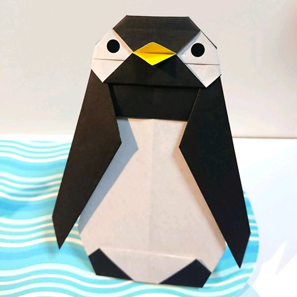 【折り紙】ペンギンファミリー(魚＆水面付き) 親子 兄弟 2枚目の画像