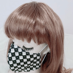 呼吸がしやすい立体マスク 1枚売り(猫オセロ) 簡易二重マスクが作れるストッパー付き 5枚目の画像