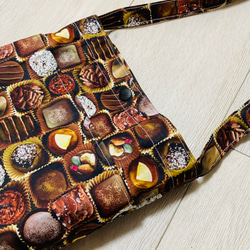 【お散歩バッグ(チョコレート)】シンプルバッグ　とても便利　軽量 5枚目の画像