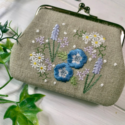 両面刺繍】すみれ 【麻】二つ折の札が入る がま口薄型 カードポケット