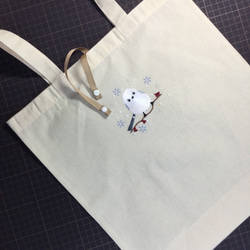 【限定10点】エコバッグ　シマエナガ刺繍　赤い実と雪 2枚目の画像