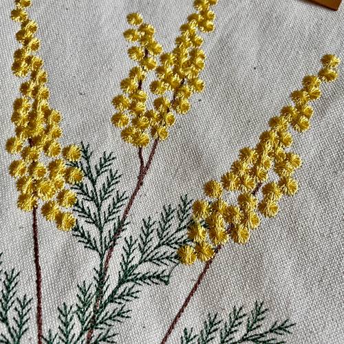 11号帆布二枚仕立て ミモザ刺繍 革持ち手のトートバッグ トートバッグ