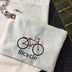 セット　１１号帆布　刺繍トートバッグとポーチ　自転車 2枚目の画像