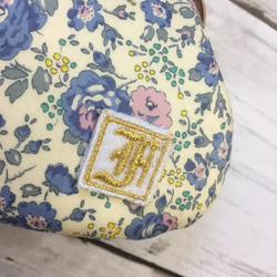 Liberty Felicite　がま口　刺繍アップリケ　タッセル付 3枚目の画像