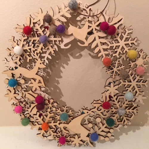 木のクリスマスリース レーザーカット フェルトボールリース その他
