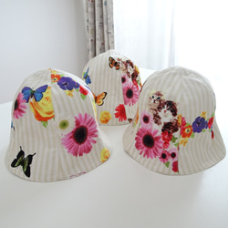 花と蝶リバーシブル帽子 44～60サイズ 2枚目の画像
