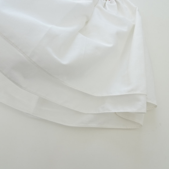 まっ白な二段スカート　100センチ 4枚目の画像