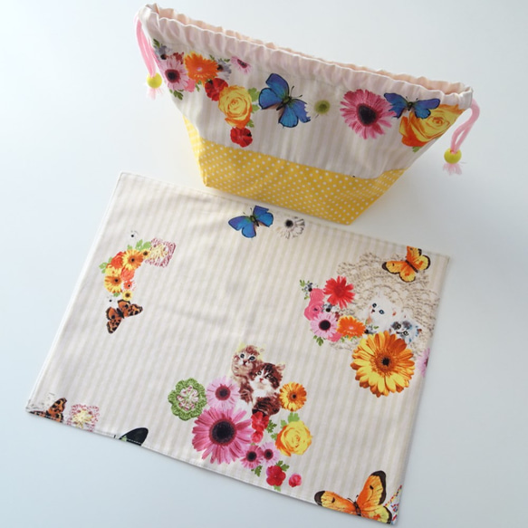 花と蝶×黄色ドットのお弁当袋&ランチョンマット 2枚目の画像