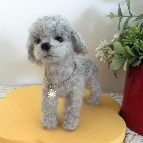 羊毛フェルト トイプードル グレー 犬 羊毛フェルト Daisy 通販