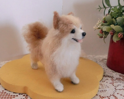 羊毛フェルト ポメラニアン 立ち姿 犬 イヌ 羊毛フェルト Daisy 通販