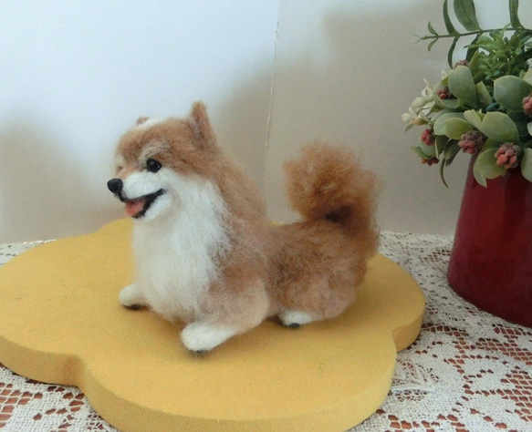 羊毛フェルト　ポメラニアン　座り姿　　犬　イヌ 2枚目の画像