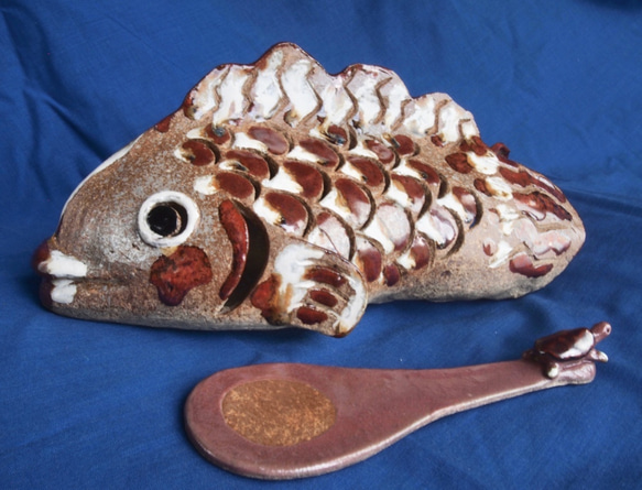 お魚香炉ーカメさんも一緒 蚊取り線香ホルダー・蚊遣り バジコ陶房