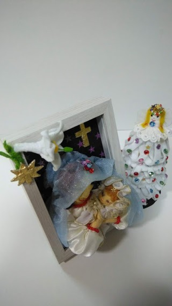 『聖母子像』額縁人形　クリスマスプレゼント　聖夜　生誕　天使ツリー　星　十字架　フェルト　　　　　　 4枚目の画像