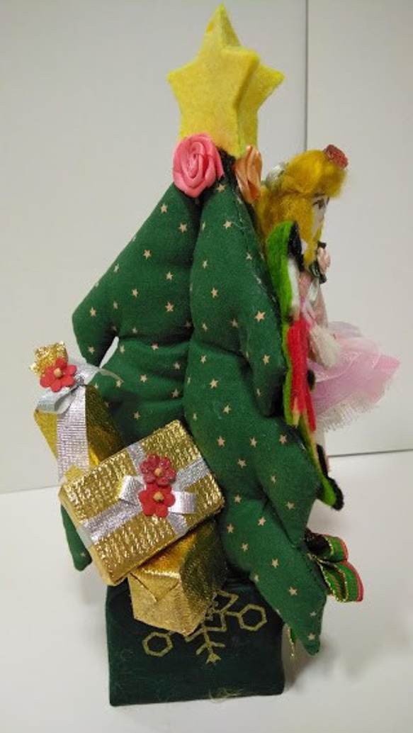 『くるみ割り人形』創作人形　プレゼント　クリスマスツリー　 バレエ　ドイツ　チャイコフスキー　　　　　　　　 7枚目の画像