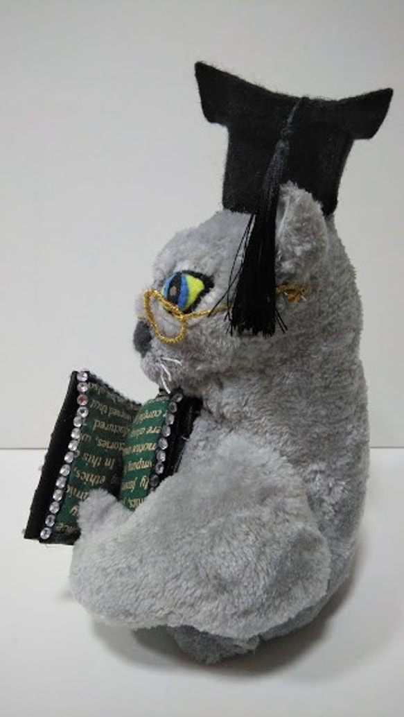 『猫博士』猫の縫いぐるみ　創作人形　物知り博士　プレゼント　　置物　 9枚目の画像