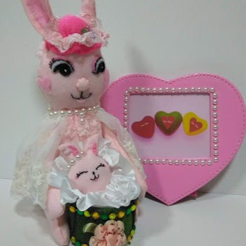 国内作家様ハンドメイド　ピンクの可愛いウサギさん 国内作家様ハンドメイド ピンクの可愛いウサギさん - メルカリ