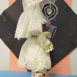 『魔法のステッキを持った白魔女さん』魔女人形　オシャレ　創作人形　バイブル　　ウイッチ　オシャレ　ロッド　十字架 5枚目の画像